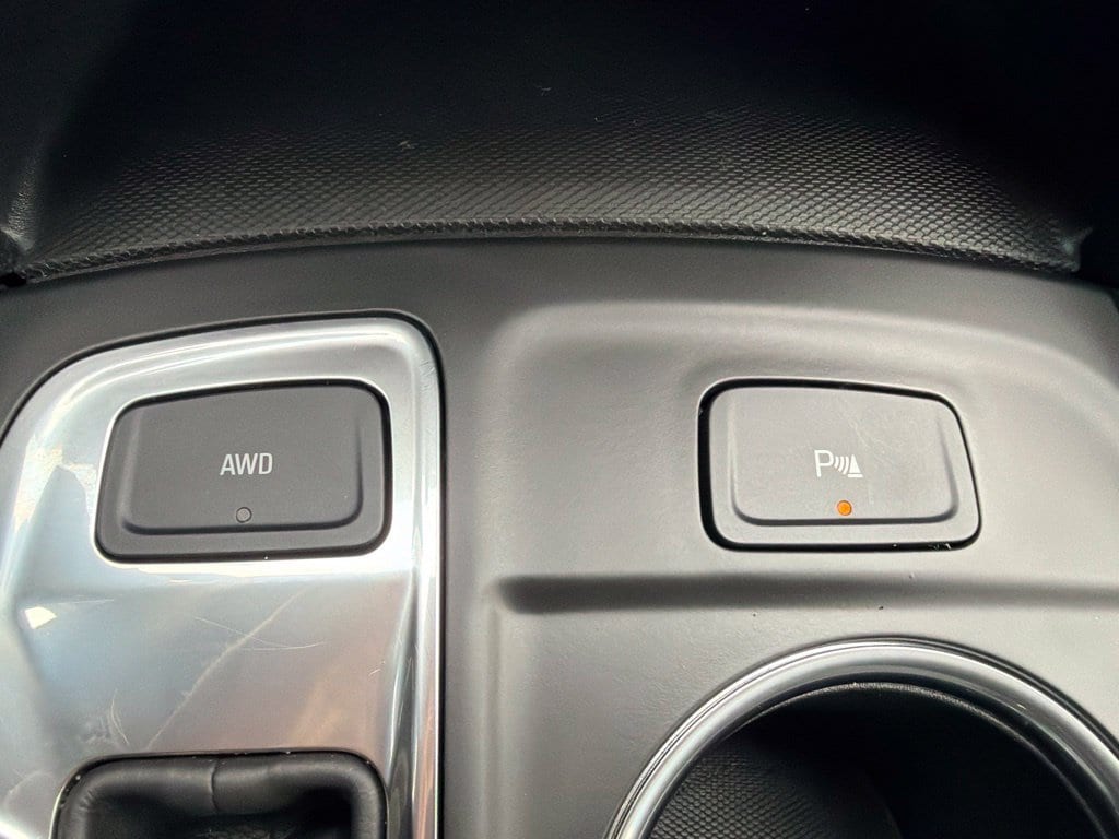 2024 Chevrolet Equinox LT - Photo 22