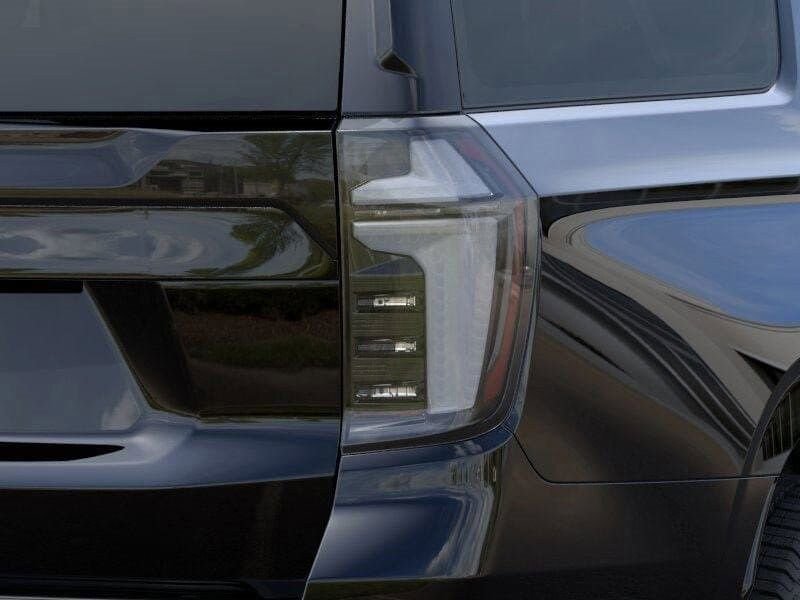 2026 Chevrolet Suburban High Country - Photo 35