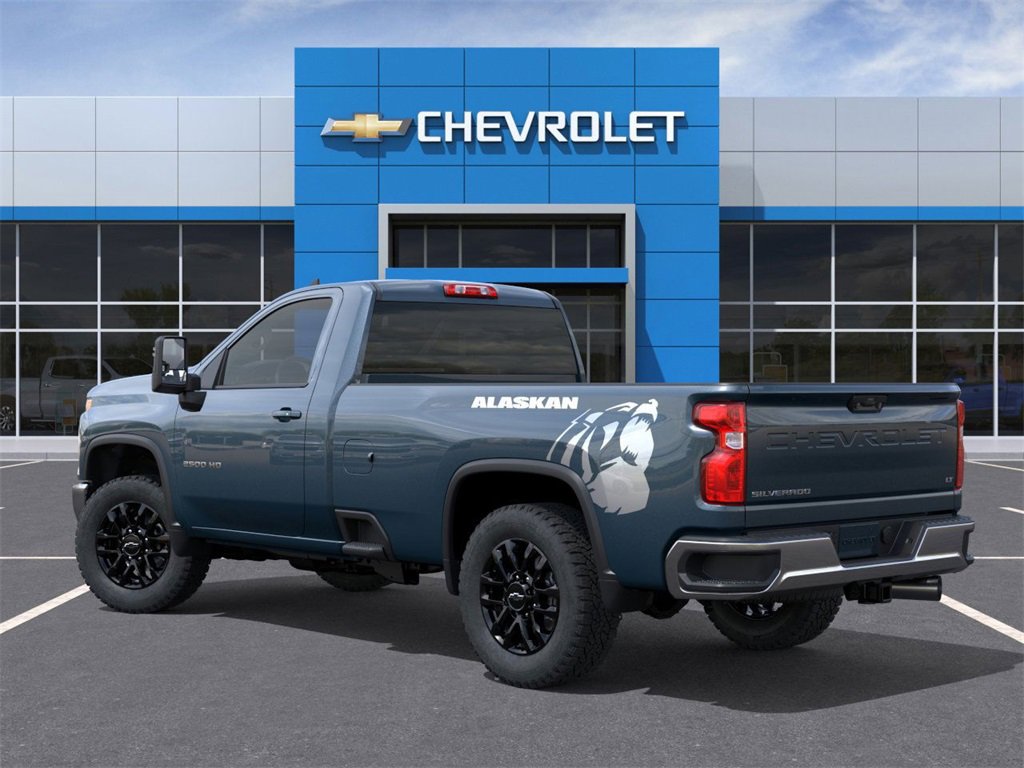 2026 Chevrolet Silverado 2500HD LT photo 3