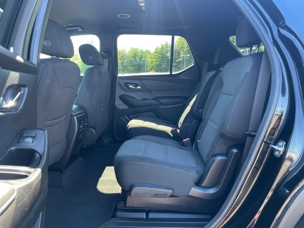 2023 Chevrolet Traverse 1LT - Photo 32