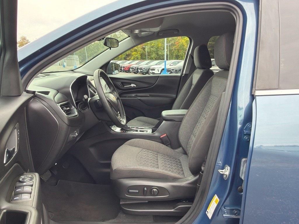 2024 Chevrolet Equinox LT - Photo 27