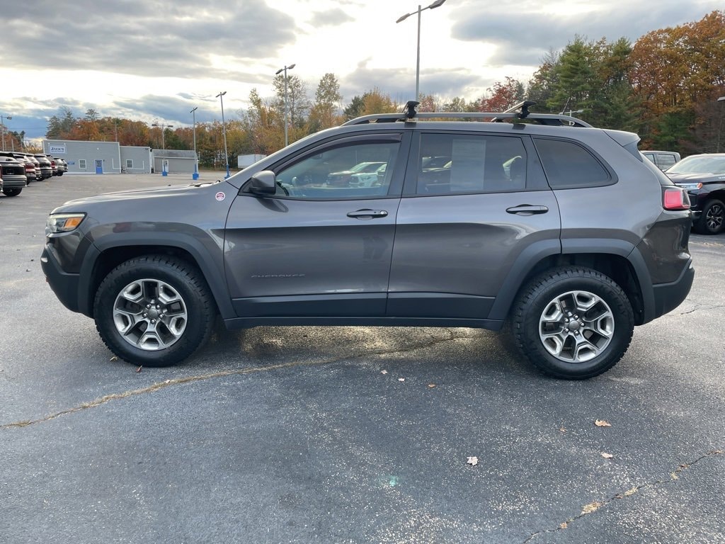 Used 2019 Jeep Cherokee Trailhawk SUV