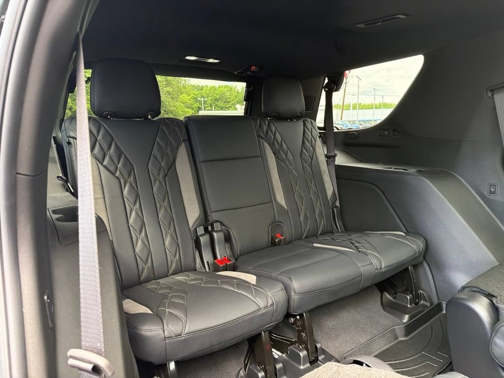 2026 Chevrolet Tahoe Premier - Photo 28