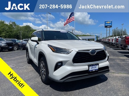 2021 Toyota Highlander Hybrid XLE SUV