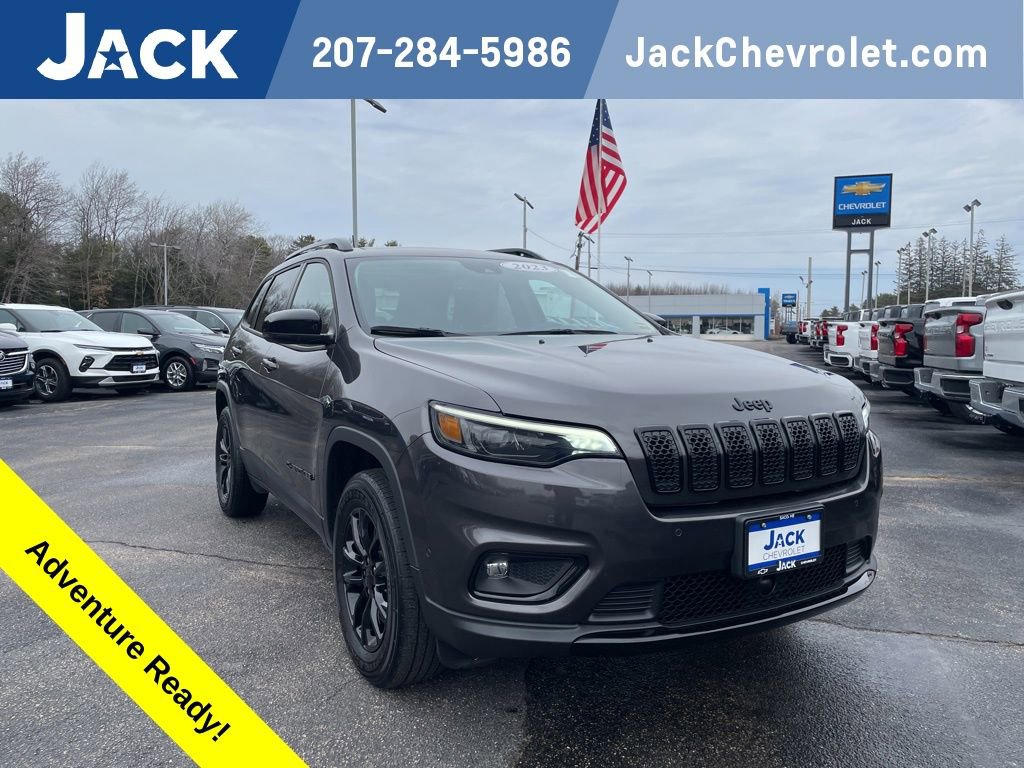 2023 Jeep Cherokee Altitude Lux