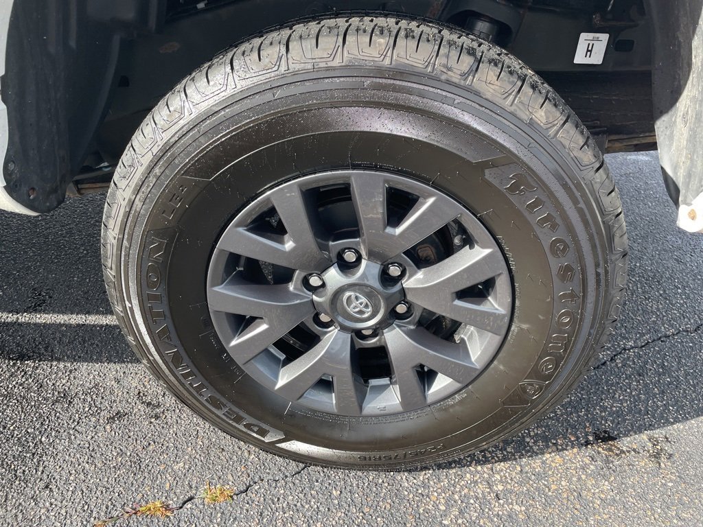 2022 Toyota Tacoma SR photo 4