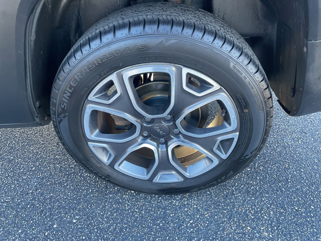 2018 Jeep Renegade Limited photo 3