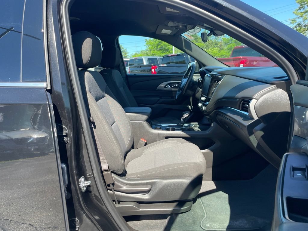 2023 Chevrolet Traverse 1LT - Photo 37