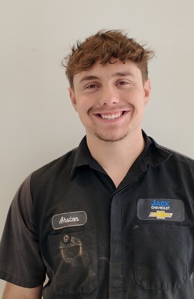 Staff member Ashton T. from ID_7e34fc