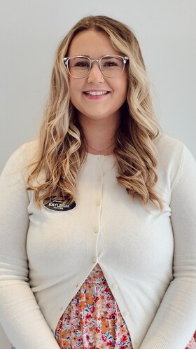 Staff member Kayleigh from ID_2776c7
