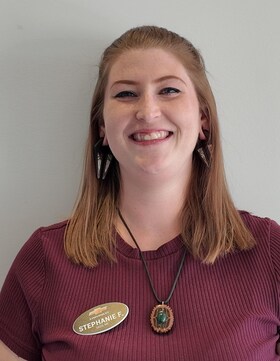 Staff member Stephanie from ID_2776c7