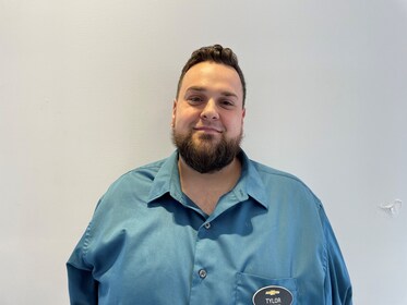 Staff member Tylor  from ID_7e34fc