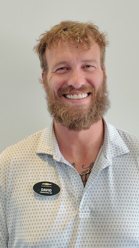 Staff member David from ID_2776c7