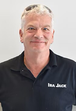 Staff member Richard from ID_2776c7
