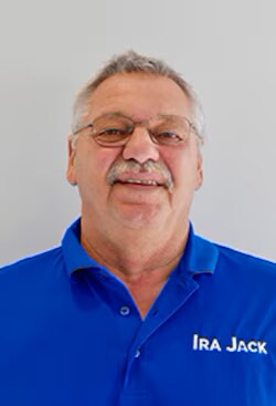 Staff member  Gary from ID_828623