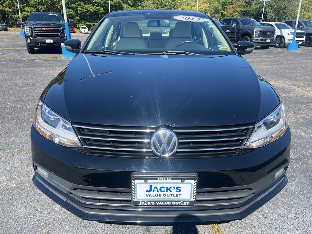 2015 Volkswagen Jetta 1.8T SE photo 2
