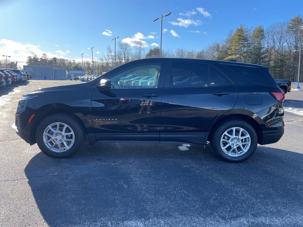 Used 2024 Chevrolet Equinox LS SUV
