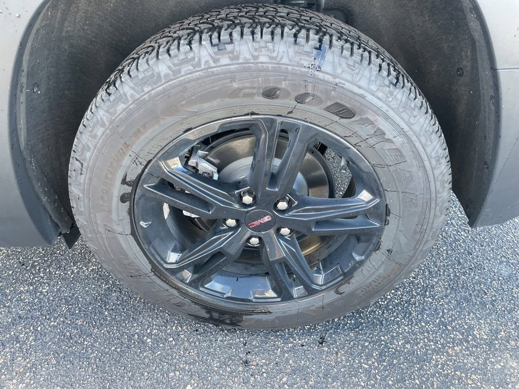 Used 2024 GMC Terrain AT4 SUV