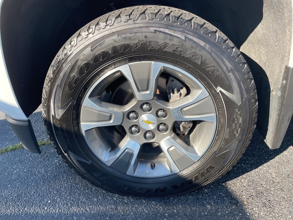 2020 Chevrolet Colorado Z71 photo 2