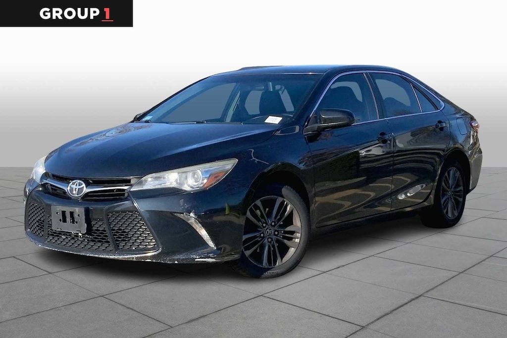 Used 2015 Toyota Camry SE Sdn I4 Auto