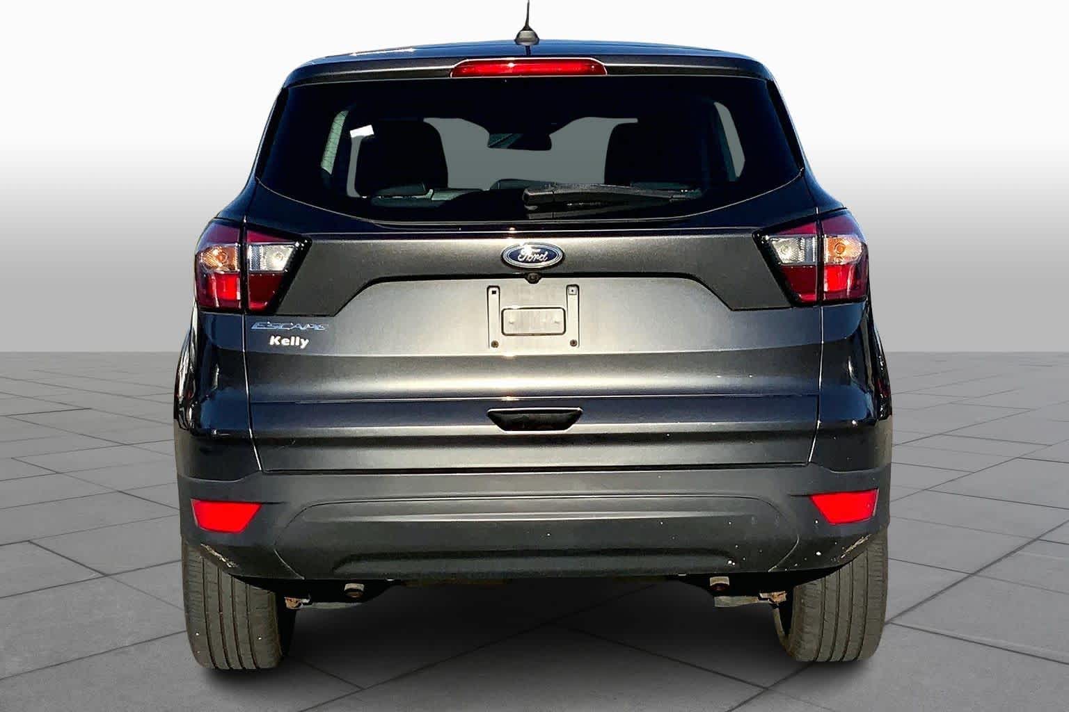 2017 Ford Escape S photo 4