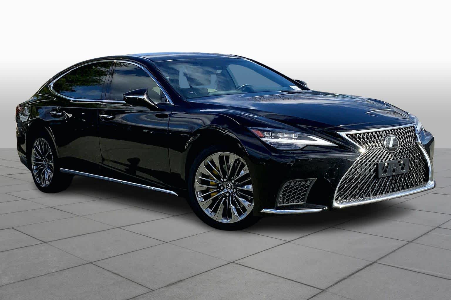 2021 Lexus LS photo 2