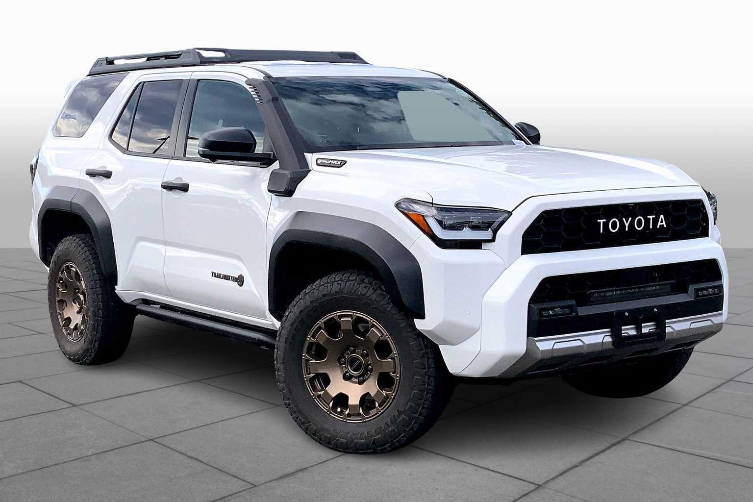 2025 Toyota 4Runner 4WD photo 2