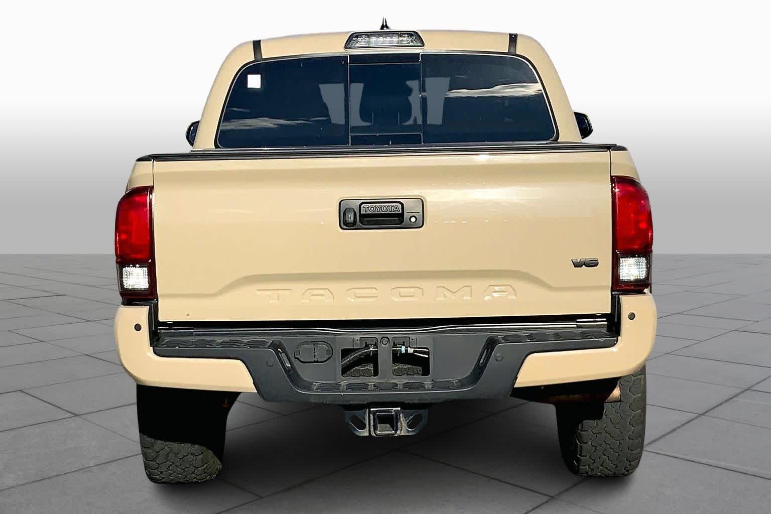 2019 Toyota Tacoma SR5 photo 4