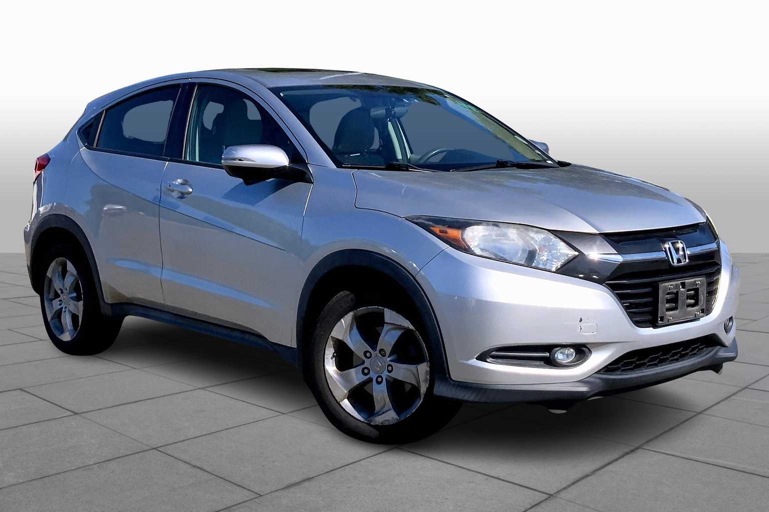 2016 Honda HR-V EX 2WD photo 2