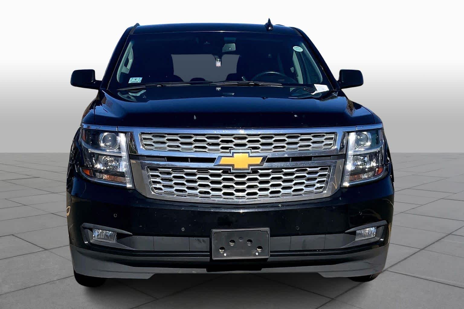 2018 Chevrolet Tahoe LT photo 3