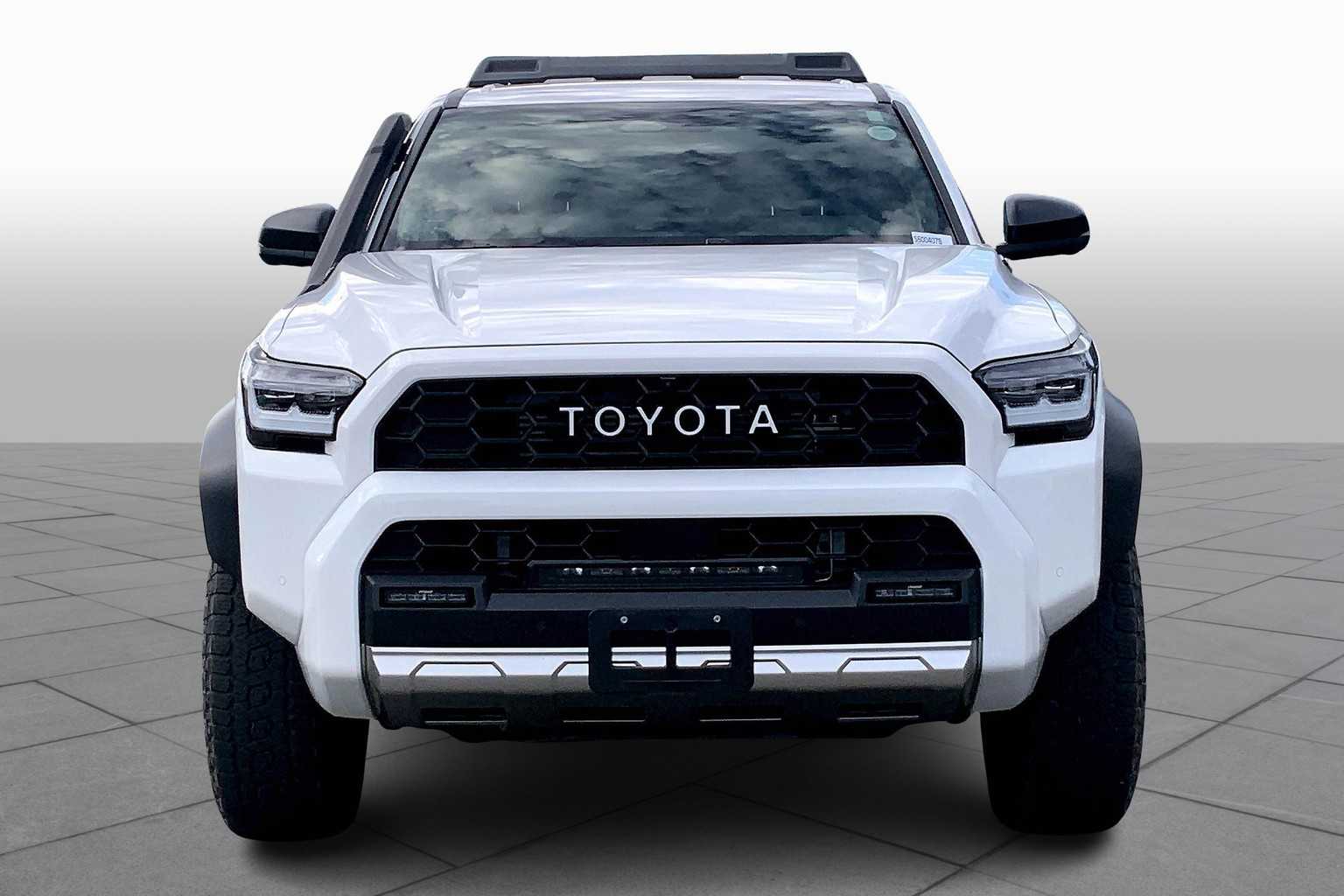 2025 Toyota 4Runner 4WD photo 3