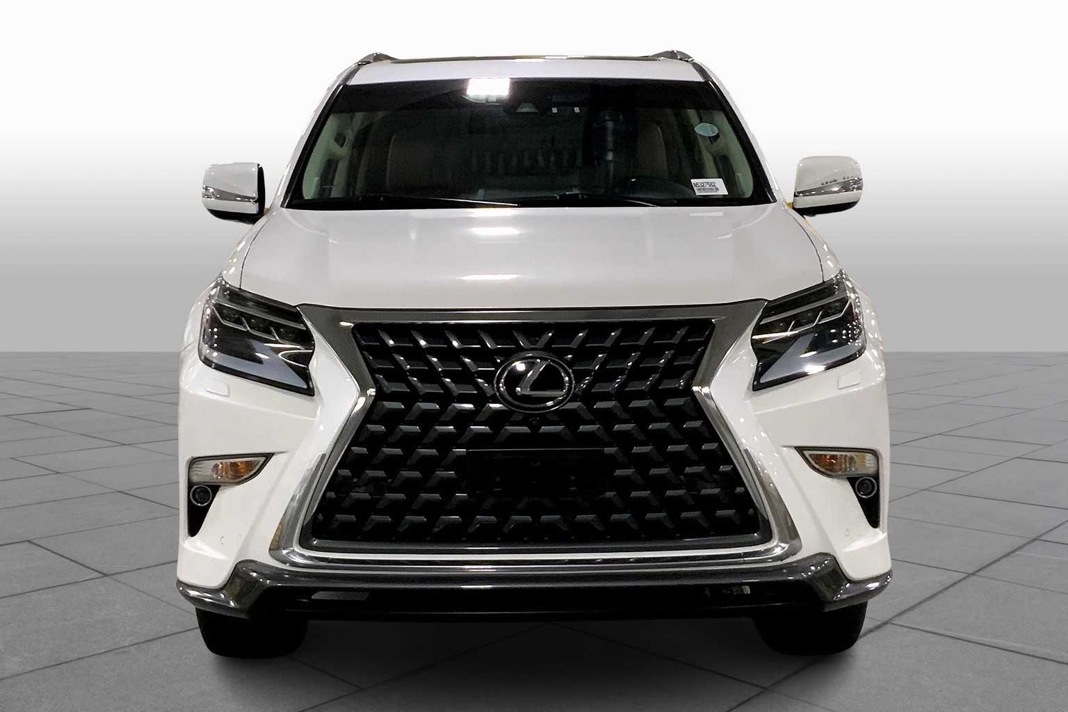 2022 Lexus GX 460 Luxury photo 3