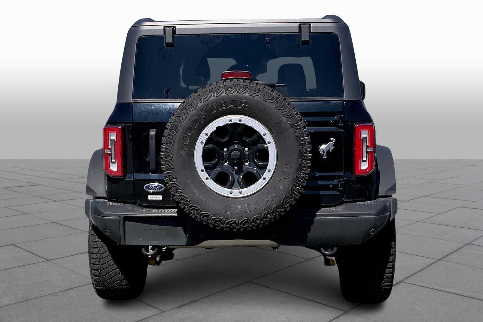 2023 Ford Bronco Badlands photo 4