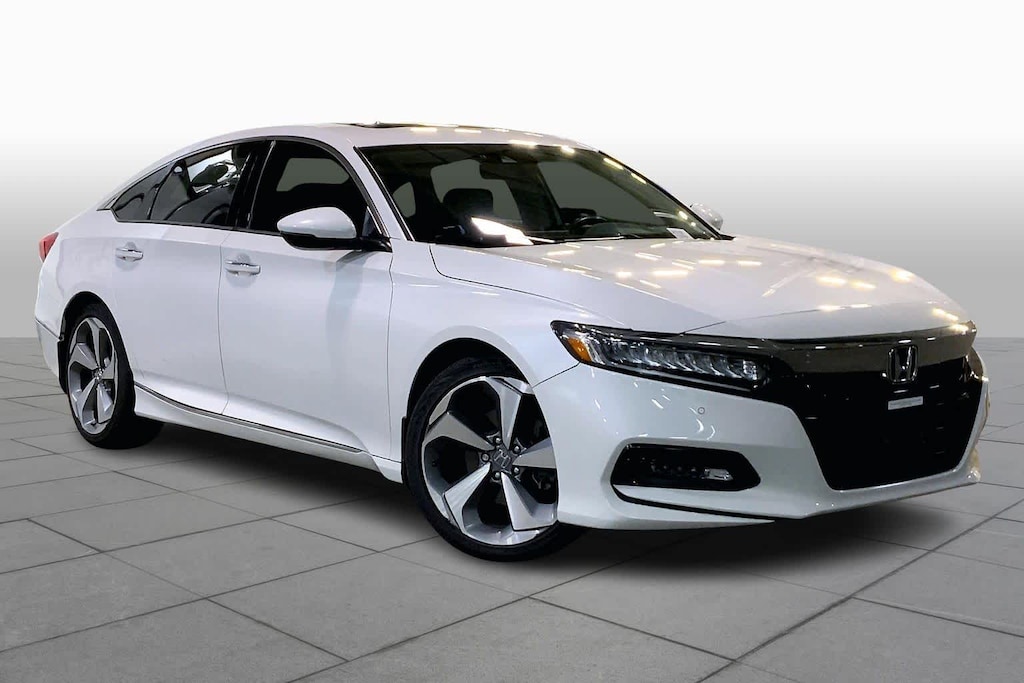 Used 2018 Honda Accord Touring 2.0T Auto