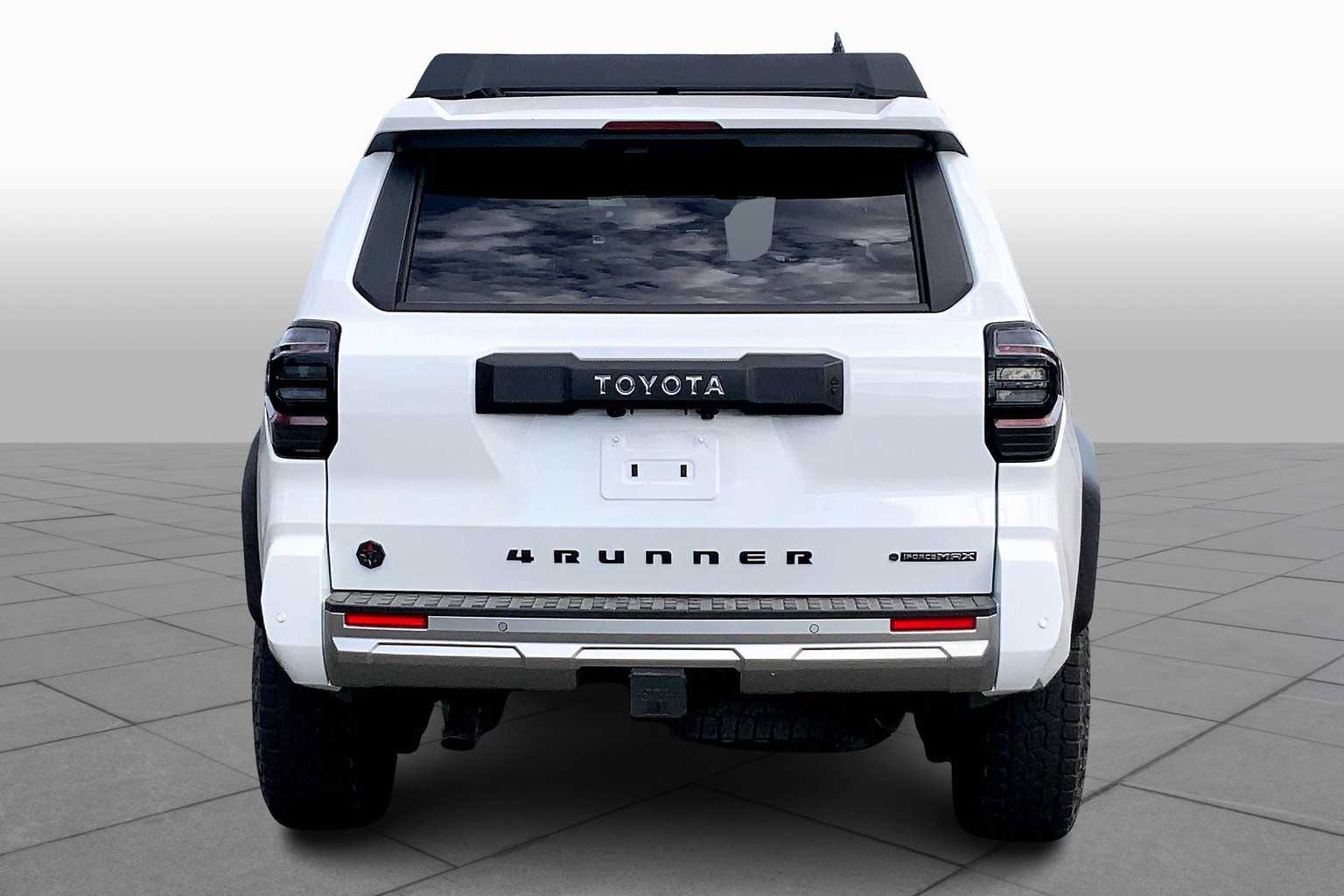 2025 Toyota 4Runner 4WD photo 4