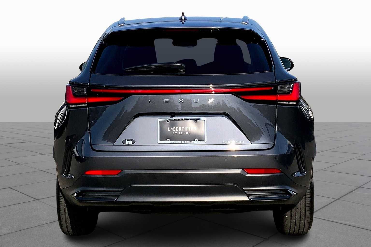 2025 Lexus NX Premium photo 4