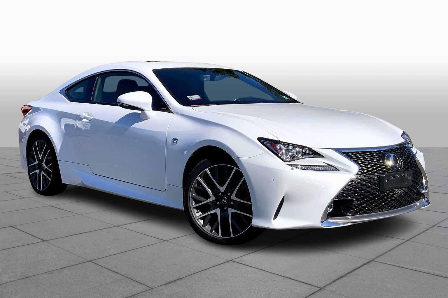 2016 Lexus RC 300 AWD photo 2