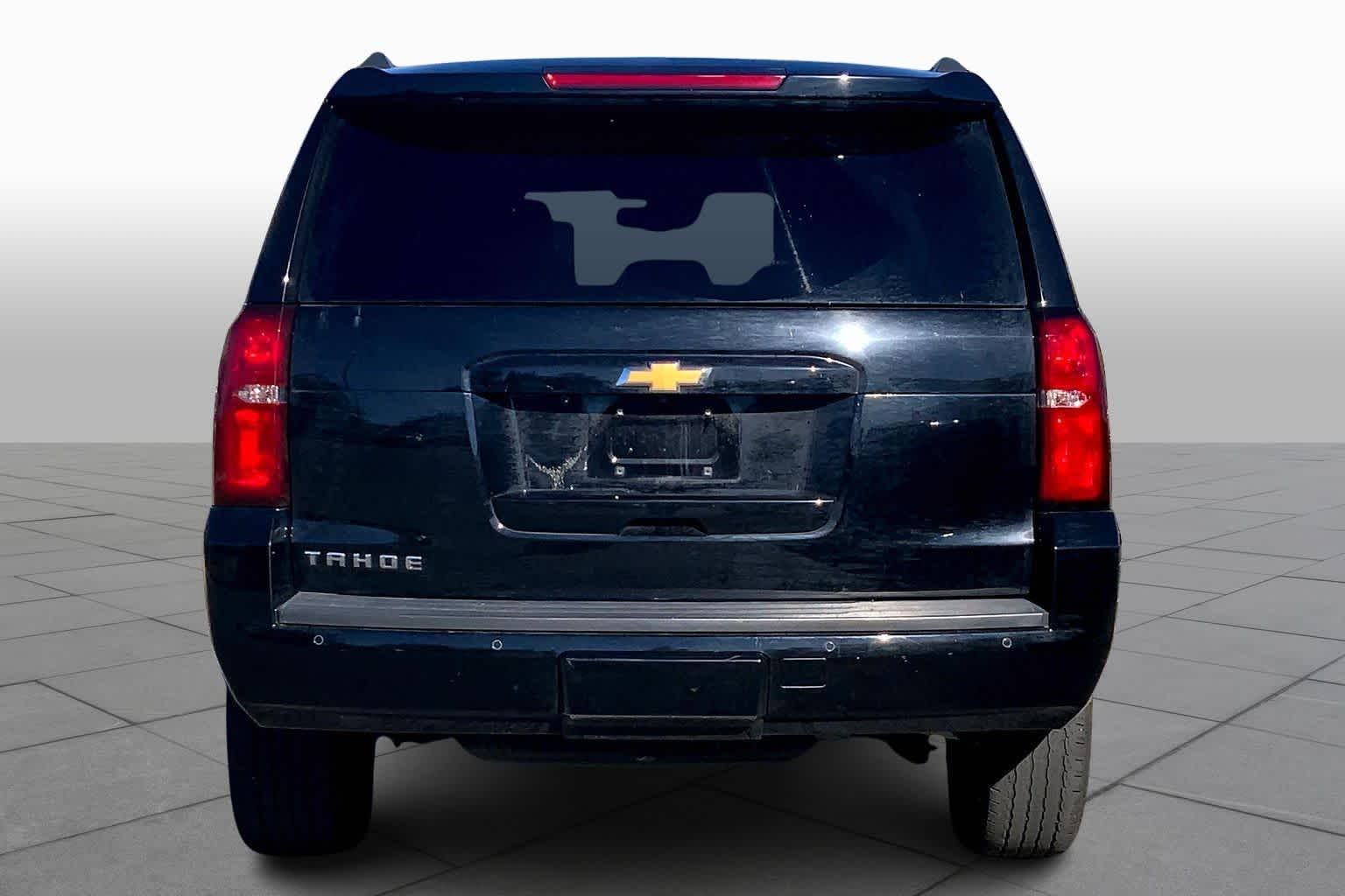 2018 Chevrolet Tahoe LT photo 4