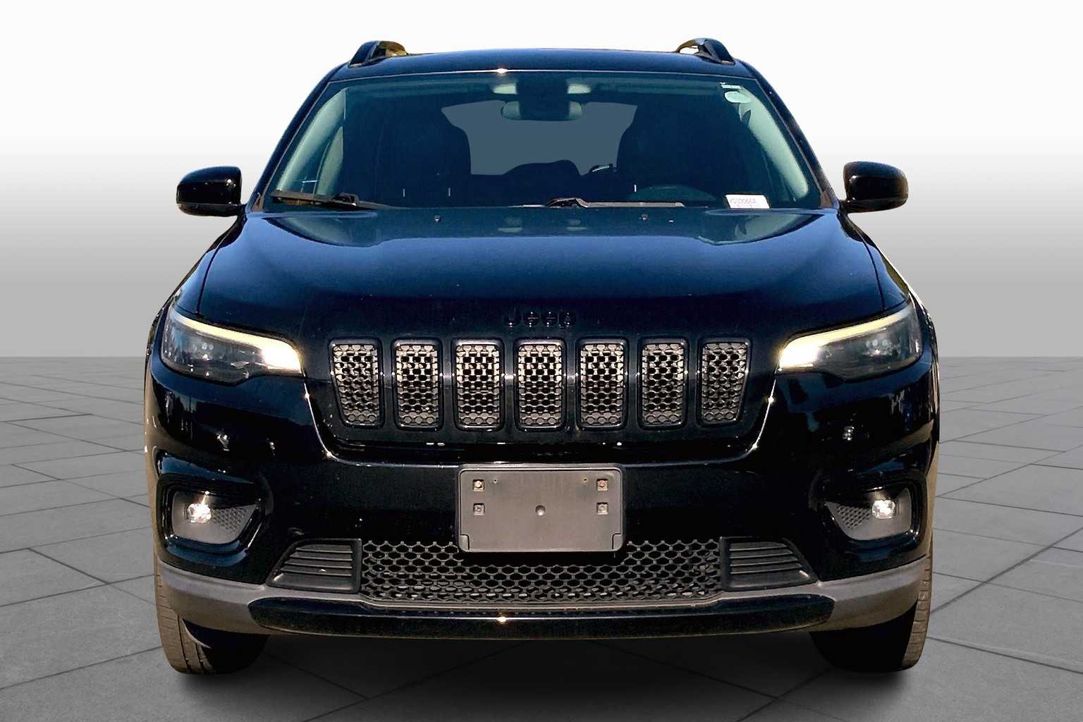 2019 Jeep Cherokee Altitude photo 3