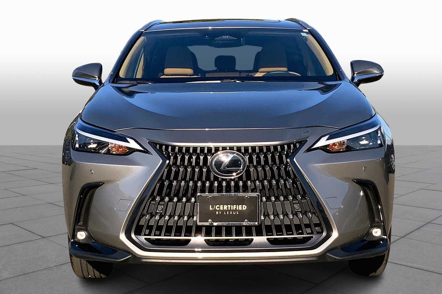2025 Lexus NX Premium AWD photo 3