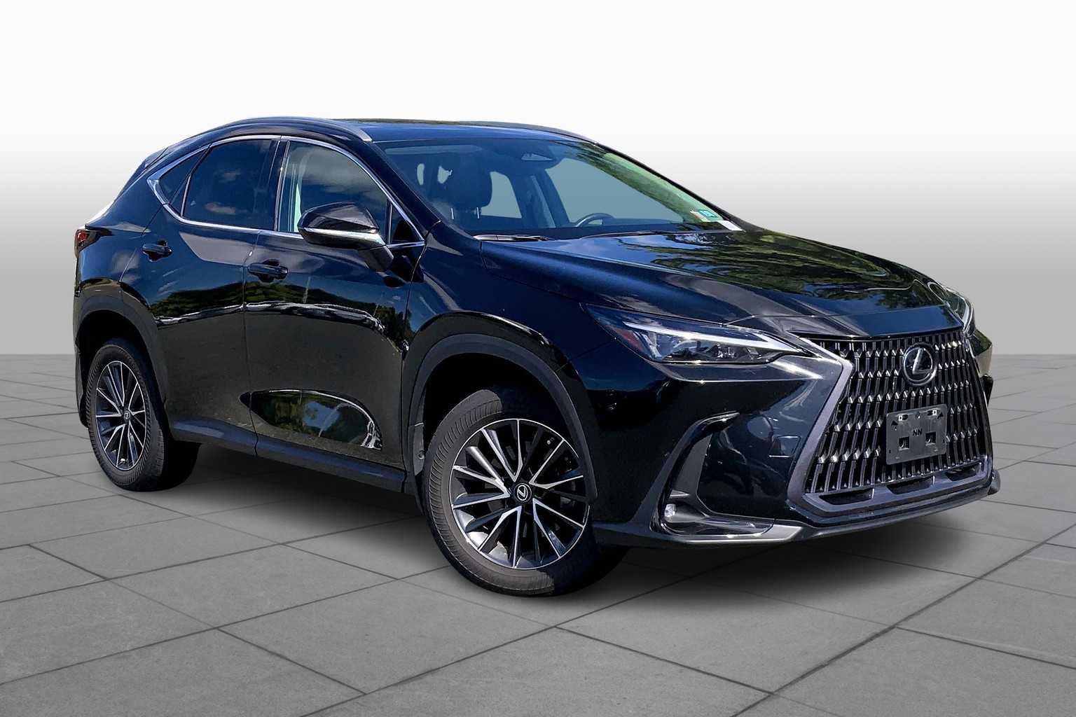 2022 Lexus NX photo 2