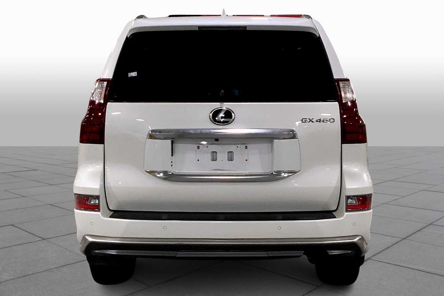 2022 Lexus GX 460 Luxury photo 4