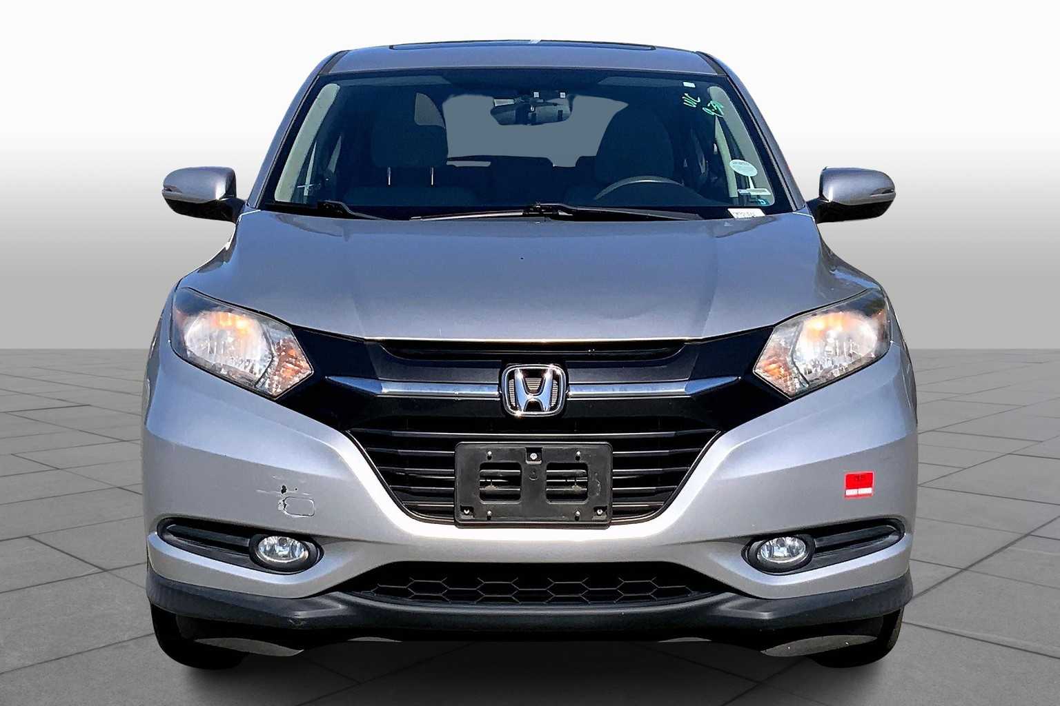 2016 Honda HR-V EX 2WD photo 3