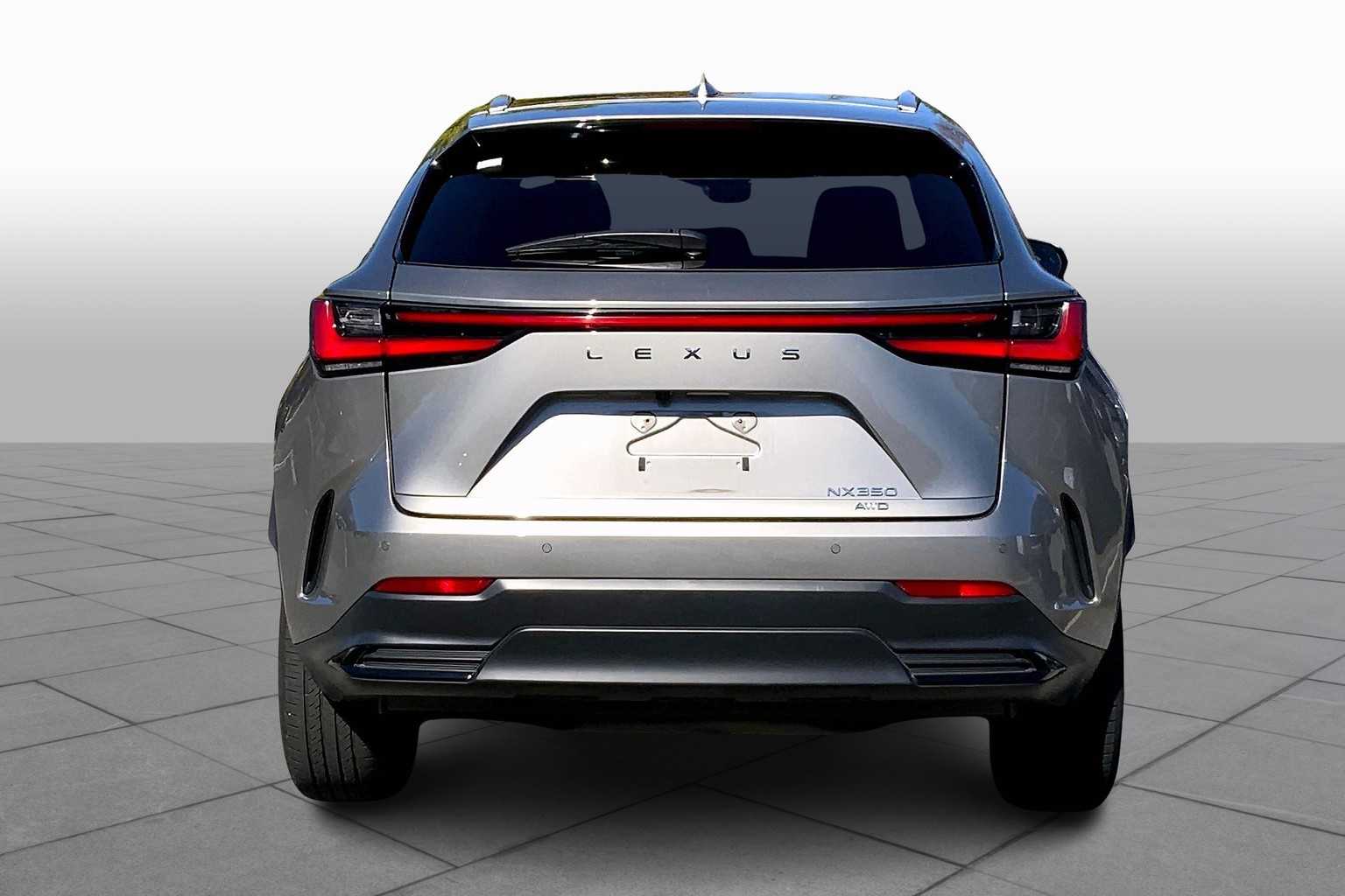 2023 Lexus NX Premium AWD photo 4