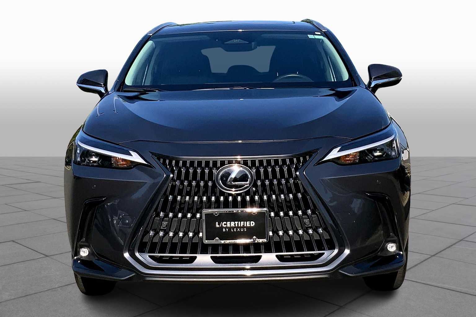 2025 Lexus NX Premium photo 3