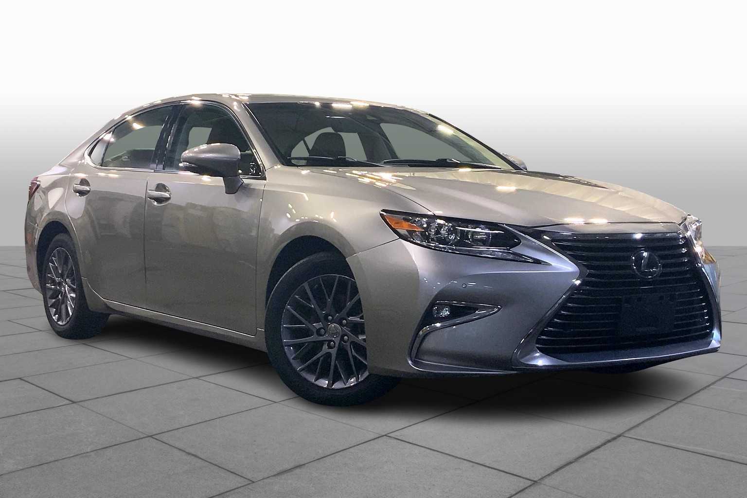 2018 Lexus ES 350 photo 2
