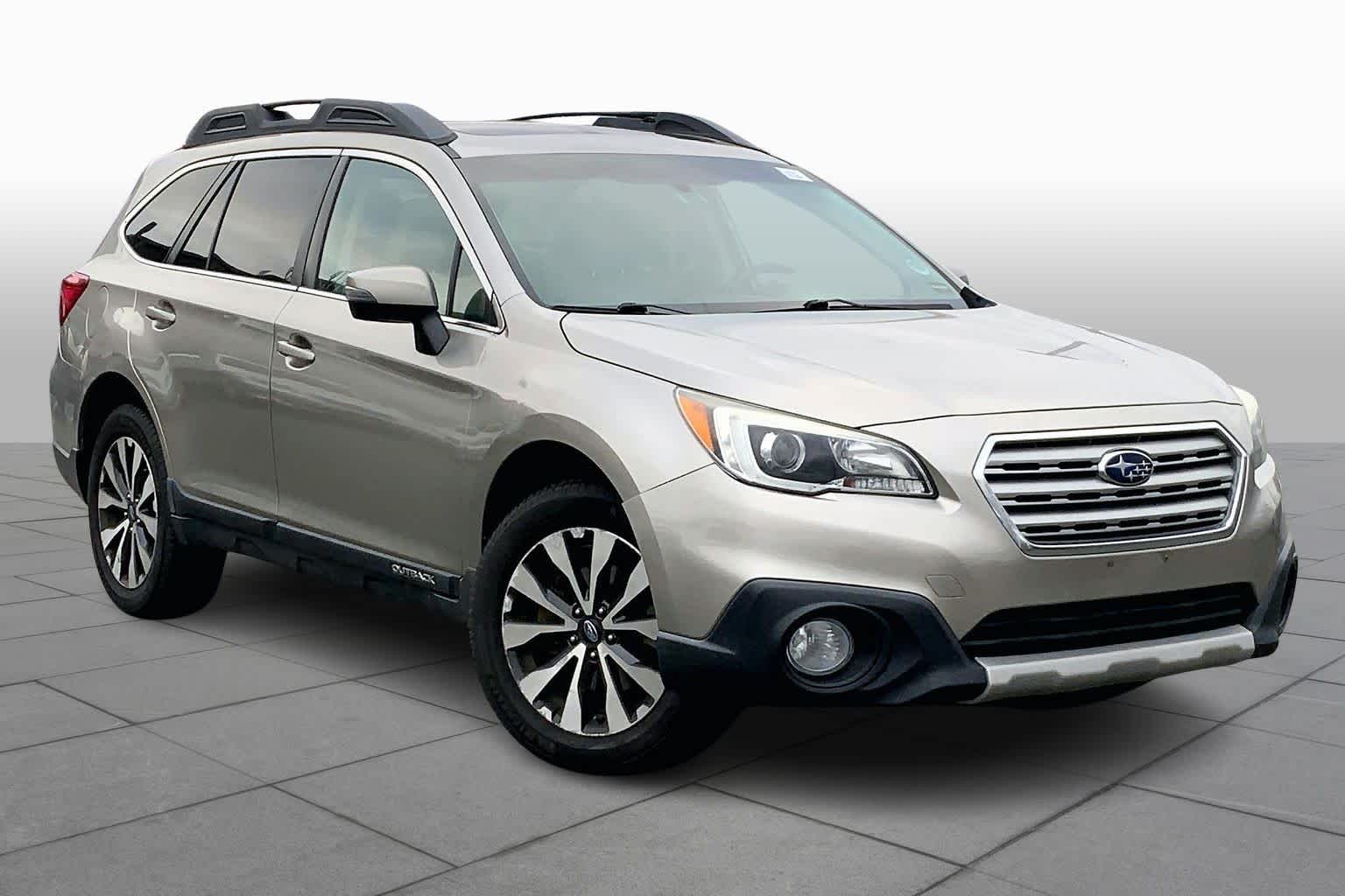2015 Subaru Outback Limited photo 2