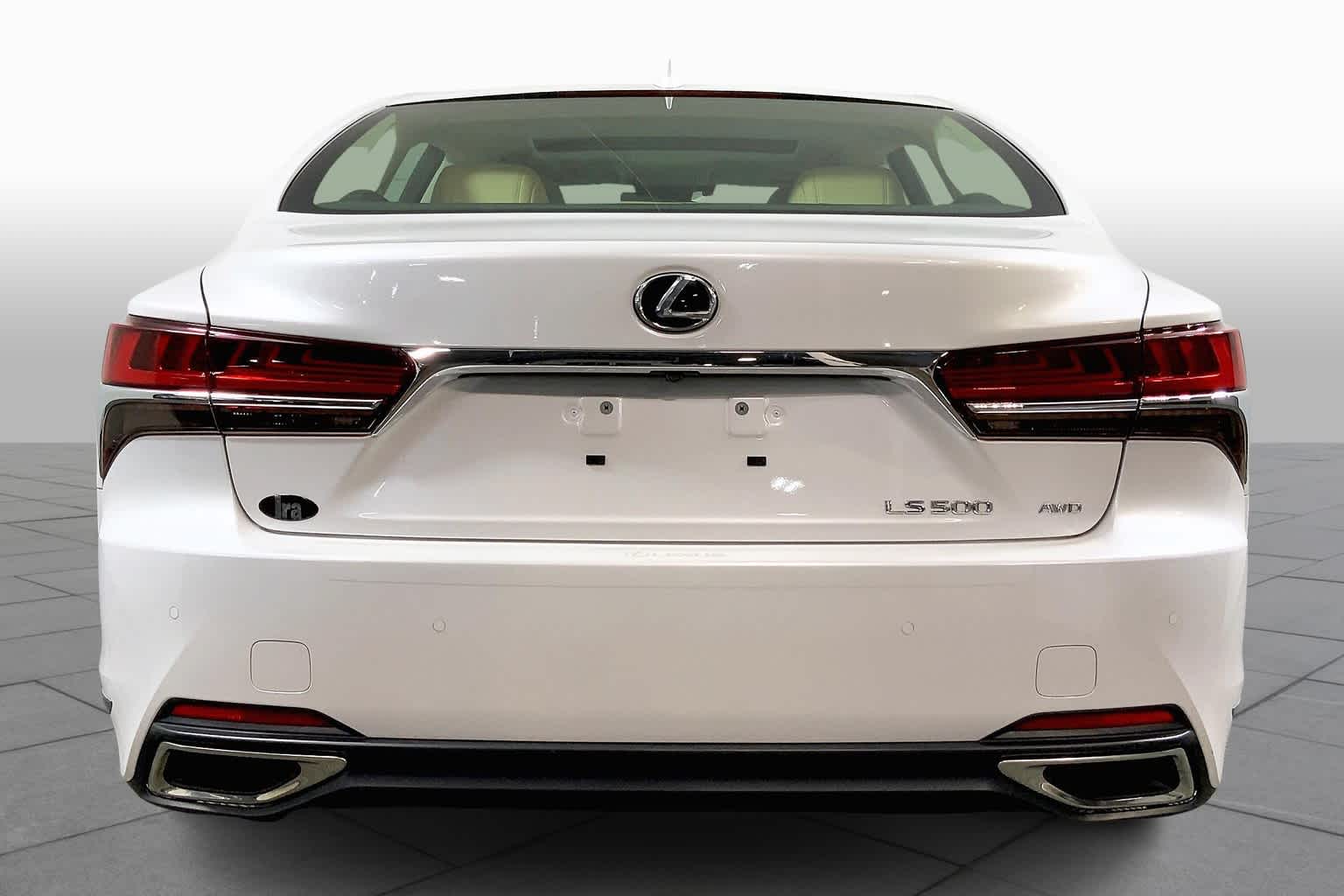 2018 Lexus LS 500 AWD photo 4