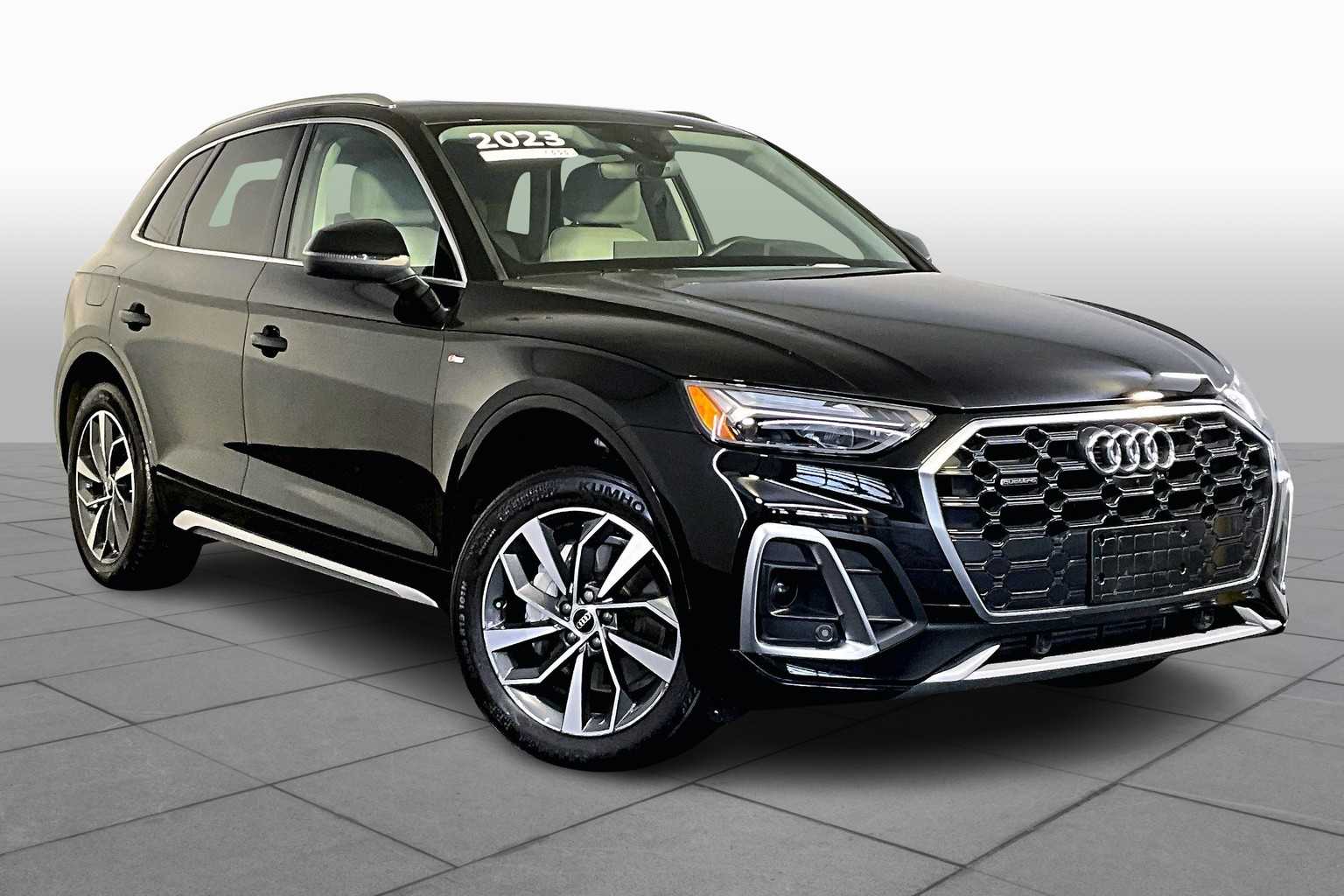 2023 Audi Q5 S line Premium Plus 45 TFSI photo 2