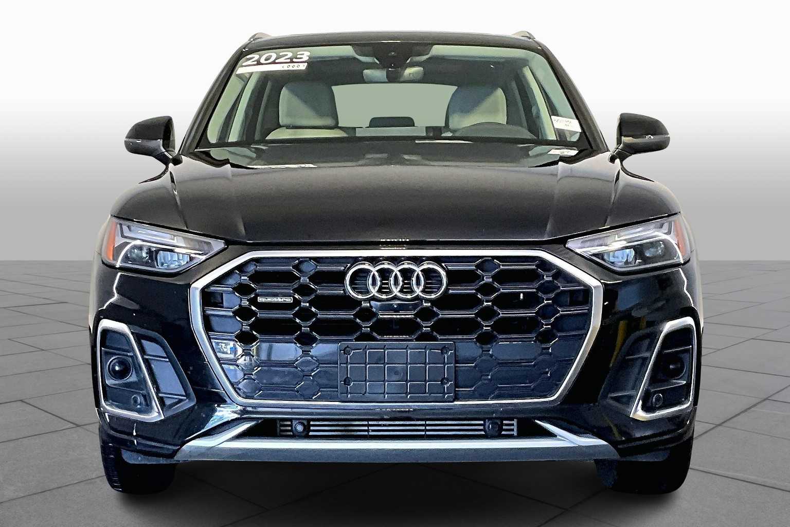 2023 Audi Q5 S line Premium Plus 45 TFSI photo 3